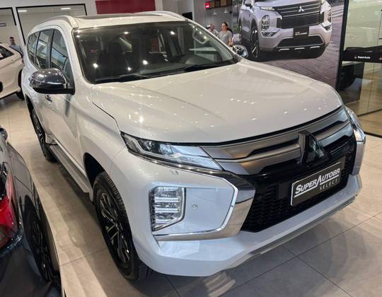 MITSUBISHI PAJERO SPORT 2.4 16V MIVEC TURBO DIESEL HPE AWD AUTOMÁTICO